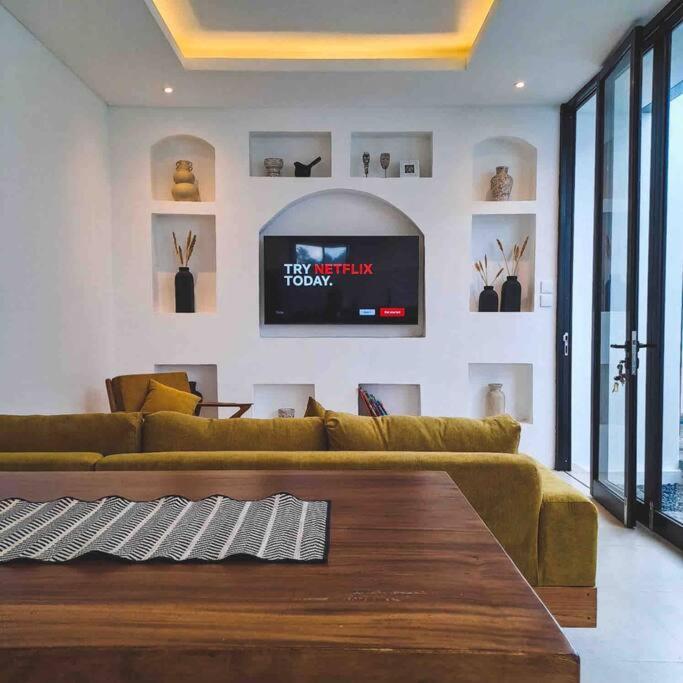 Casa Di Pererenan Villa ชังกู ภายนอก รูปภาพ